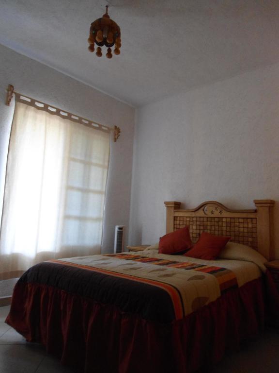 Posada Los Robles Tepoztlán Oda fotoğraf
